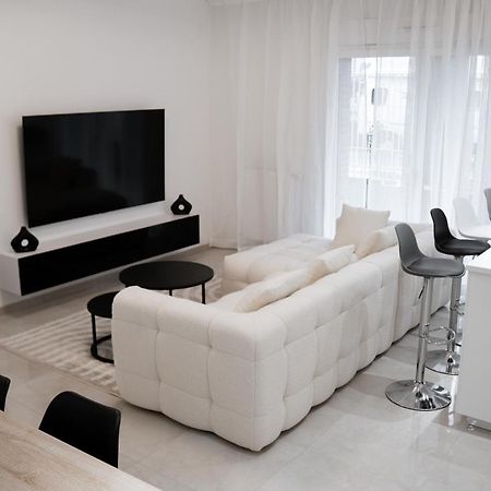 Appartement La Defense Champs Elysee Нантер Екстериор снимка