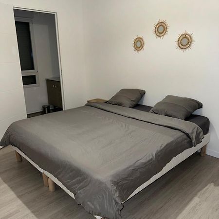 Appartement La Defense Champs Elysee Нантер Екстериор снимка